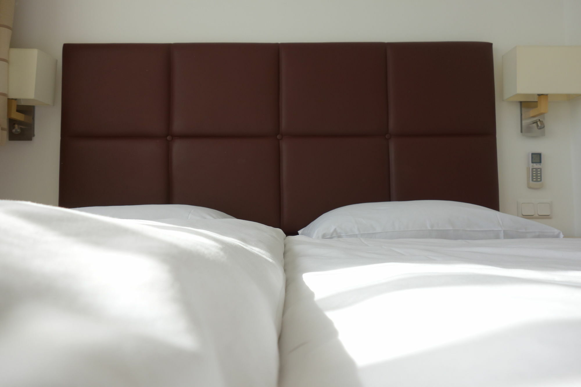 Hotel Kaiser Am Wiener Platz Keulen